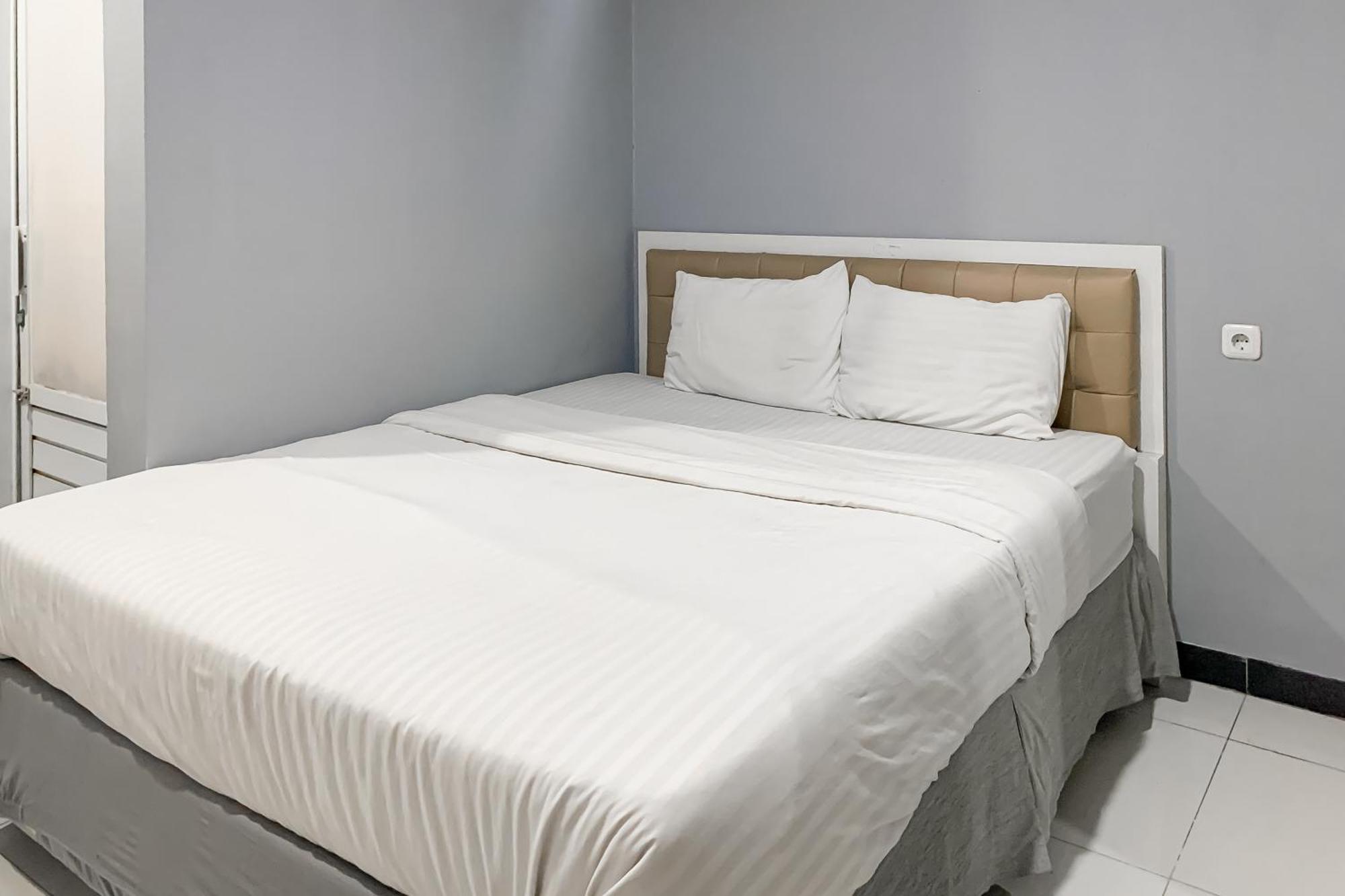 Karins Guesthouse Syariah Redpartner บันดุง ภายนอก รูปภาพ