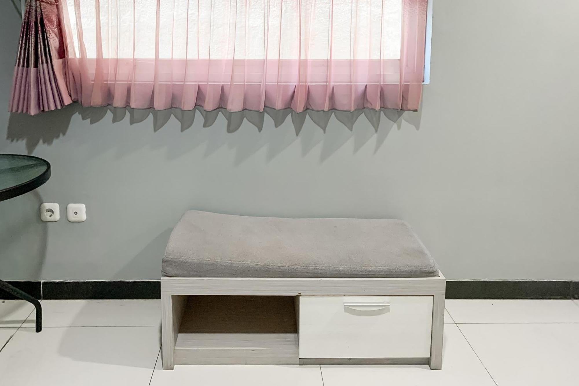 Karins Guesthouse Syariah Redpartner บันดุง ภายนอก รูปภาพ
